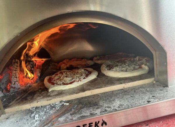 Pizza oven (BEEK GRANDE op trailer) inclusief 64 pizzabollen, saus en kaas - Afbeelding 3