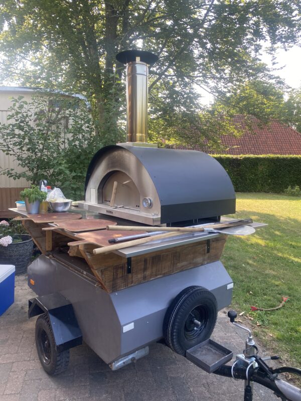 Pizza oven (BEEK GRANDE op trailer) inclusief 64 pizzabollen, saus en kaas - Afbeelding 14