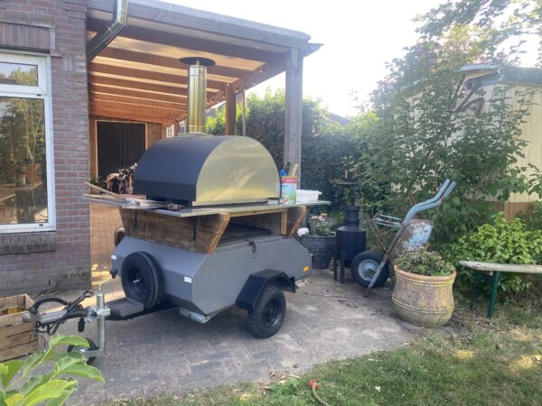 Pizza oven (BEEK GRANDE op trailer) inclusief 64 pizzabollen, saus en kaas - Afbeelding 46