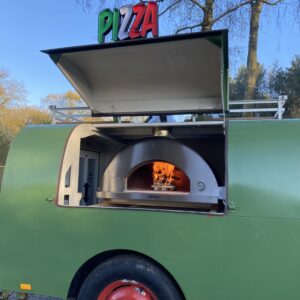 Brandweer pizza trailer uit 1955 Pizza oven met BEEK Grande MULTIFUEL