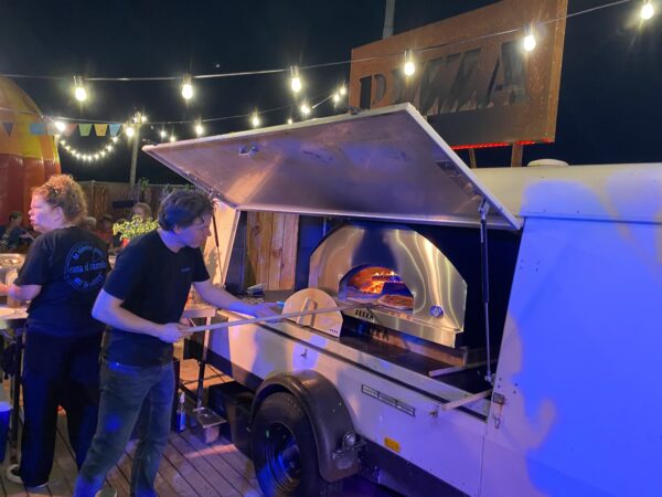 Pizza trailer met BEEK GIGANTE, 6 pizza’s tegelijkertijd! Type FOKKER - Afbeelding 3